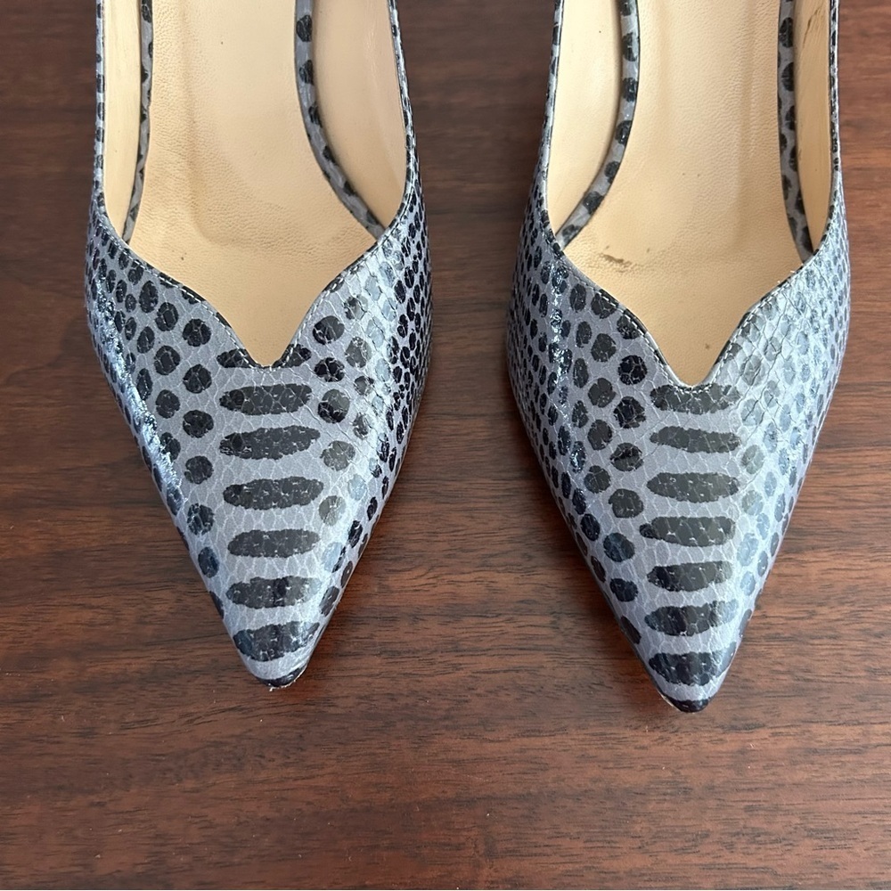 M. Gemi The Esatto Snakeskin Python Pumps Black G… - image 5
